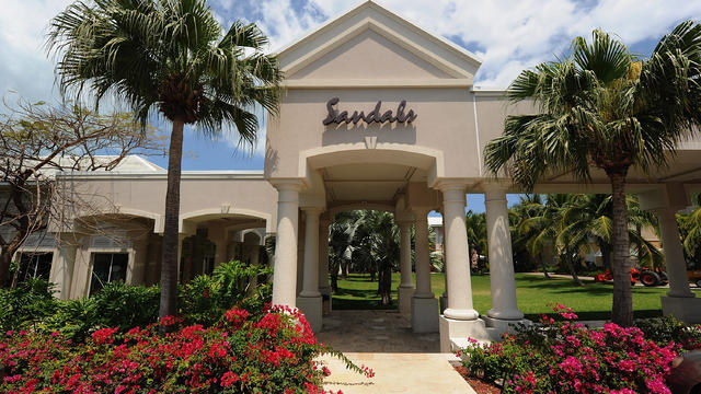 Sandals-Resort.jpg 