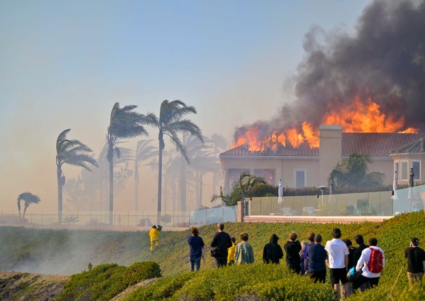 Homes destroyed as Laguna Niguel brush fire rips through Orange County coastal community