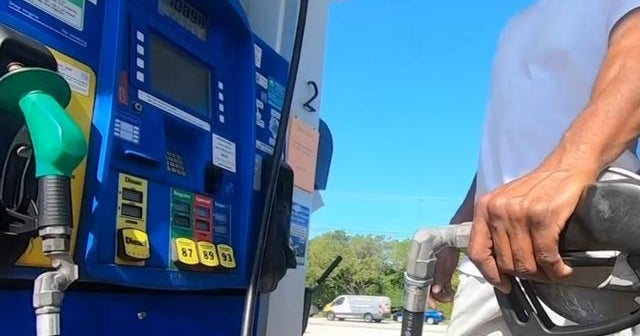 Massachusetts gas prices reach new record high of 4.70 a gallon CBS