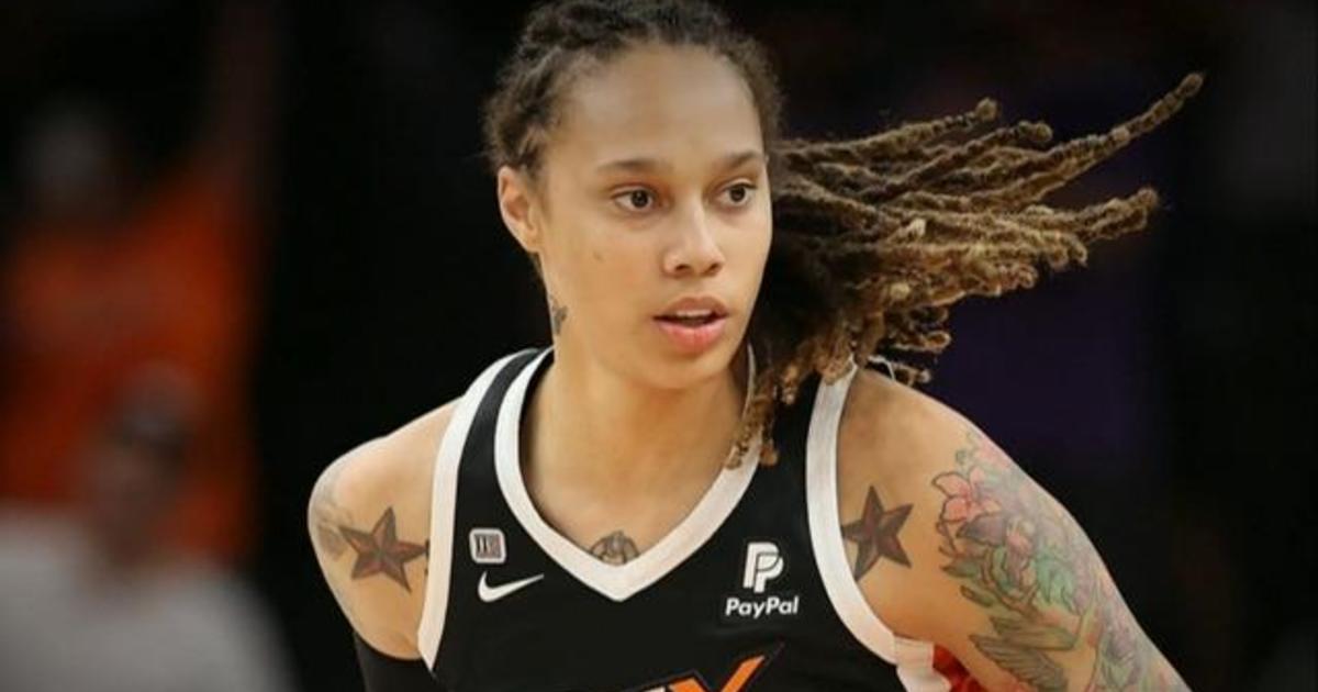 Lebron James Calls For Detained Wnba Star Brittney Griner S Safe Return From Russia Cbs News