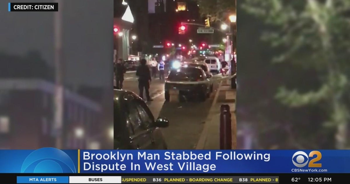 Man stabbed to death in West Village - CBS New York