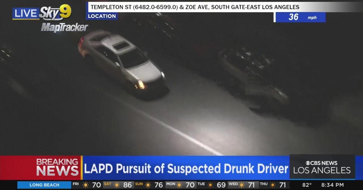 LAPD Pursuit Suspect Flees Car - CBS Los Angeles