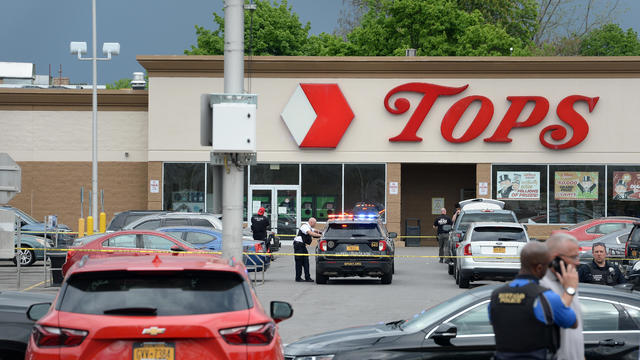 10 killed, 3 injured in mass shooting at Buffalo supermarket 