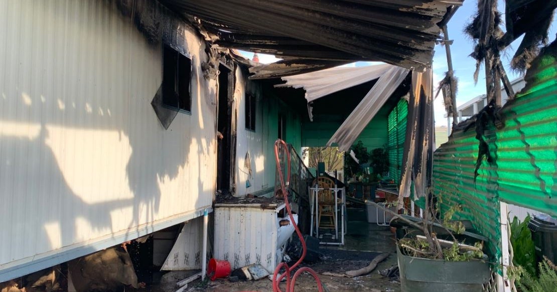 Fire Damages Mobile Home In South Sacramento - CBS Sacramento