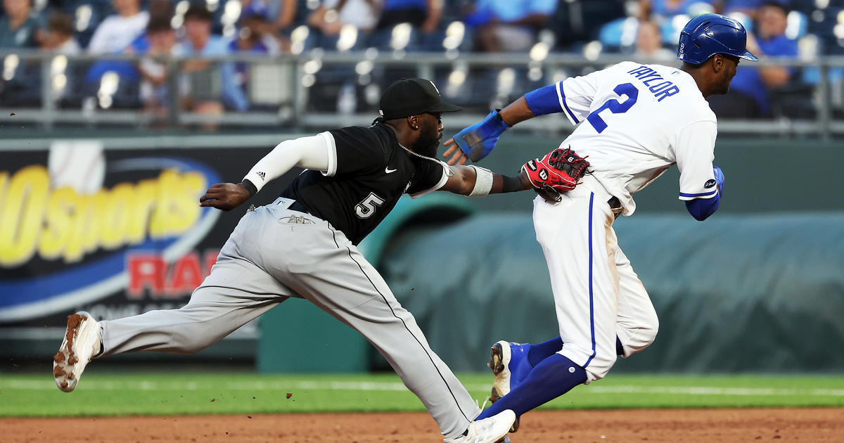 White Sox and Royals split doubleheader CBS Chicago