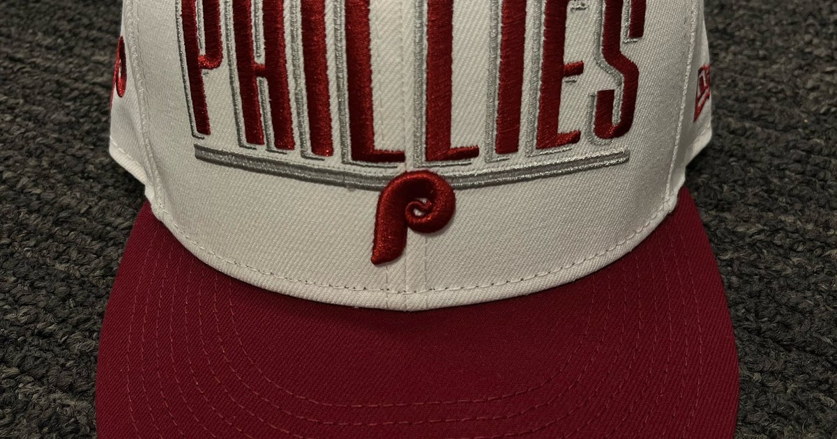 Phillies top hat snapback