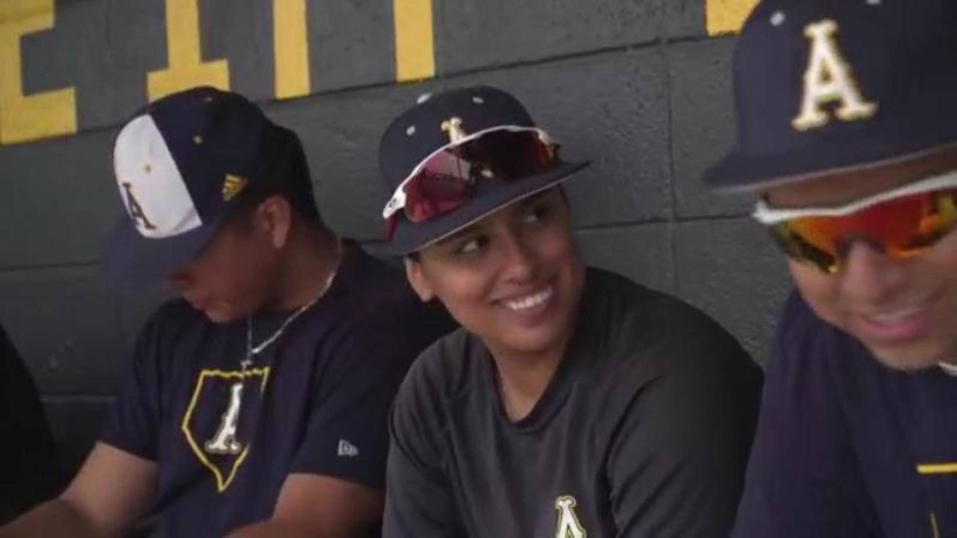 Female high school baseball pitcher Jillian Albayati makes history