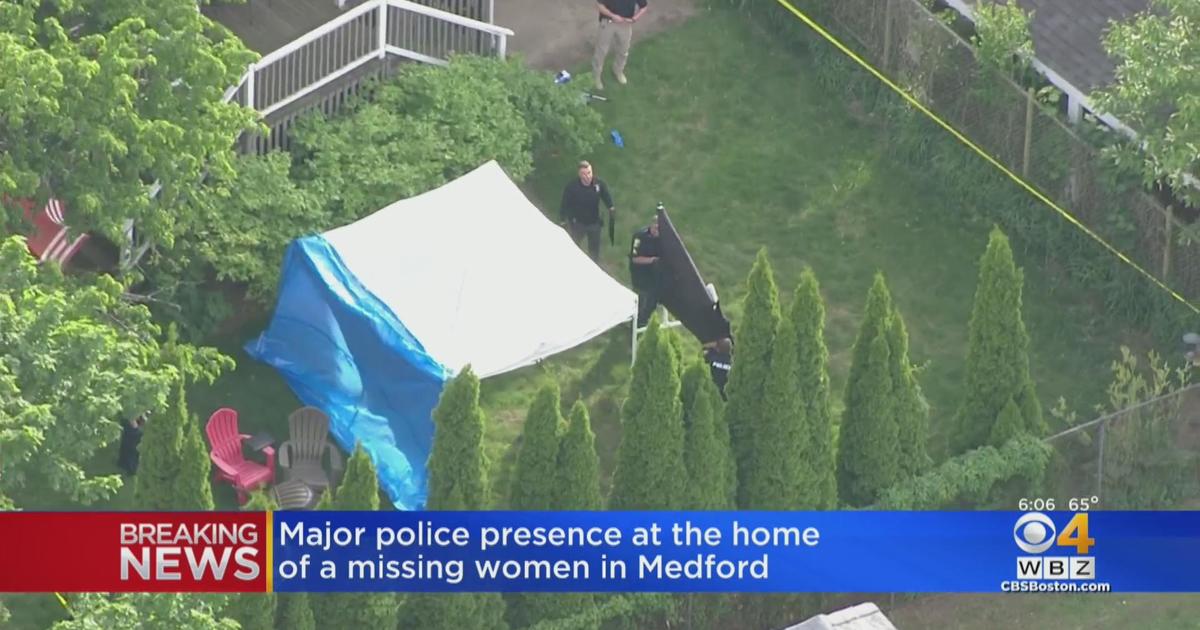 Major Police Presence At The Home Of A Missing Woman In Medford Cbs Boston