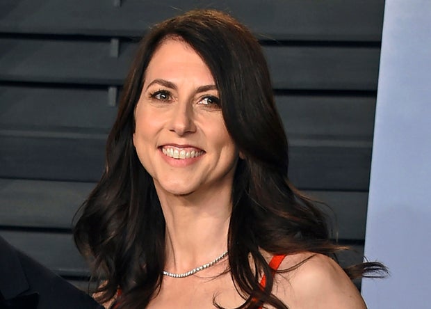 MacKenzie Bezos,MacKenzie Scott