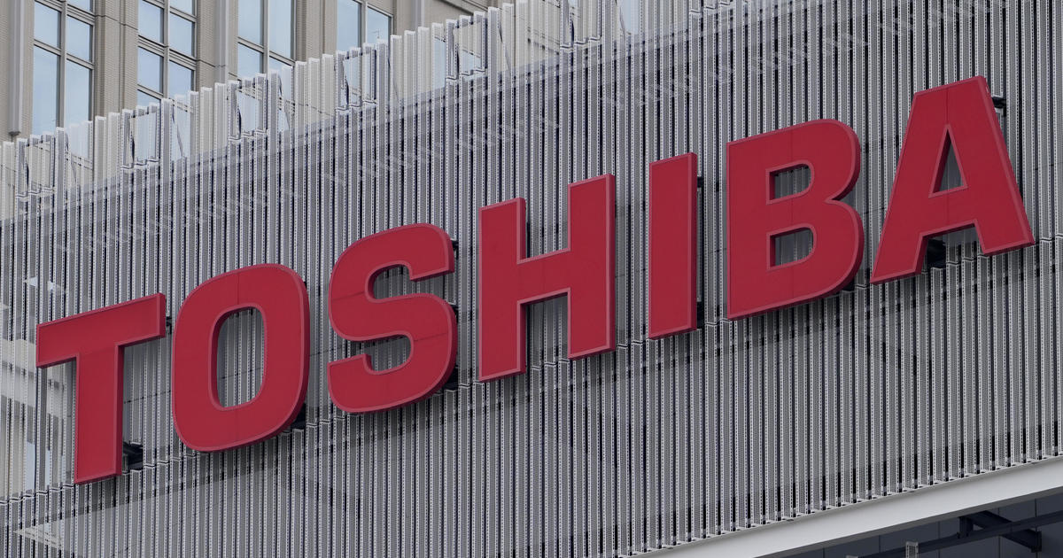Приблизително 16 8 милиона променливотокови адаптери за лаптоп Toshiba продадени в