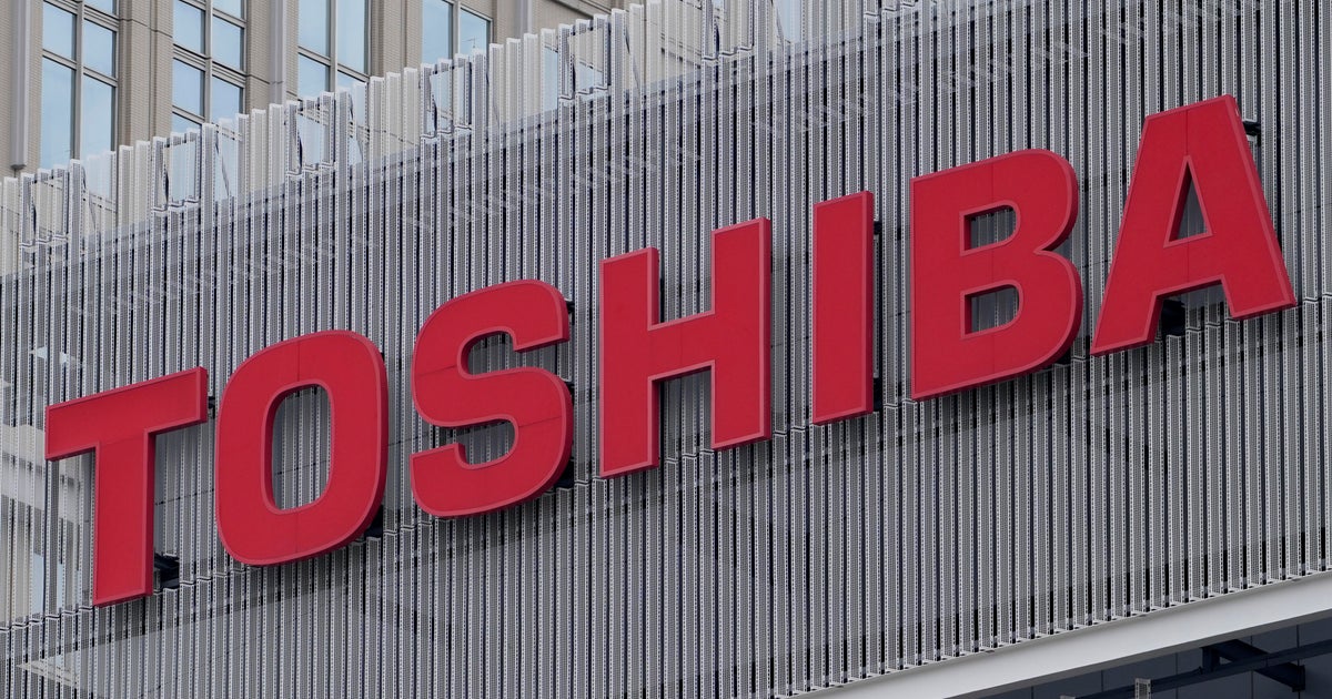 Toshiba Laptop AC adapters recalled after hundreds catch fire, causing minor burns Toshiba Laptop AC adapters recalled after hundreds catch fire, causing minor burns