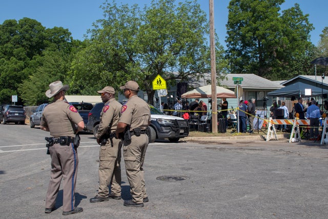 Uvalde school shooting 