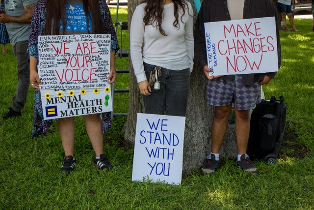 Uvalde school shooting 