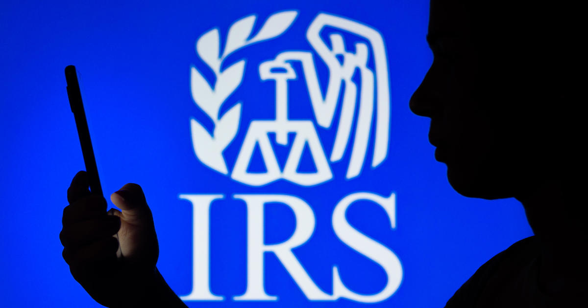 IRS plans to hire 5,000 customer service representatives