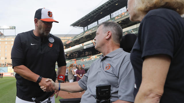 WJZ-TV Baltimore, Orioles Sign Mike Mussina, 1990