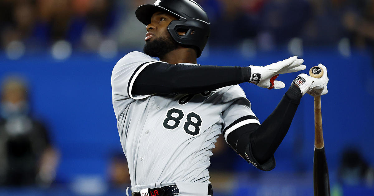 Metrics bear out what we're seeing in White Sox outfielder Luis Robert  Jr.'s offensive numbers - Chicago Sun-Times