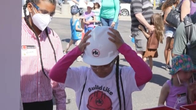 BUILD LIKE A GIRL 7VO.transfer_frame_153 