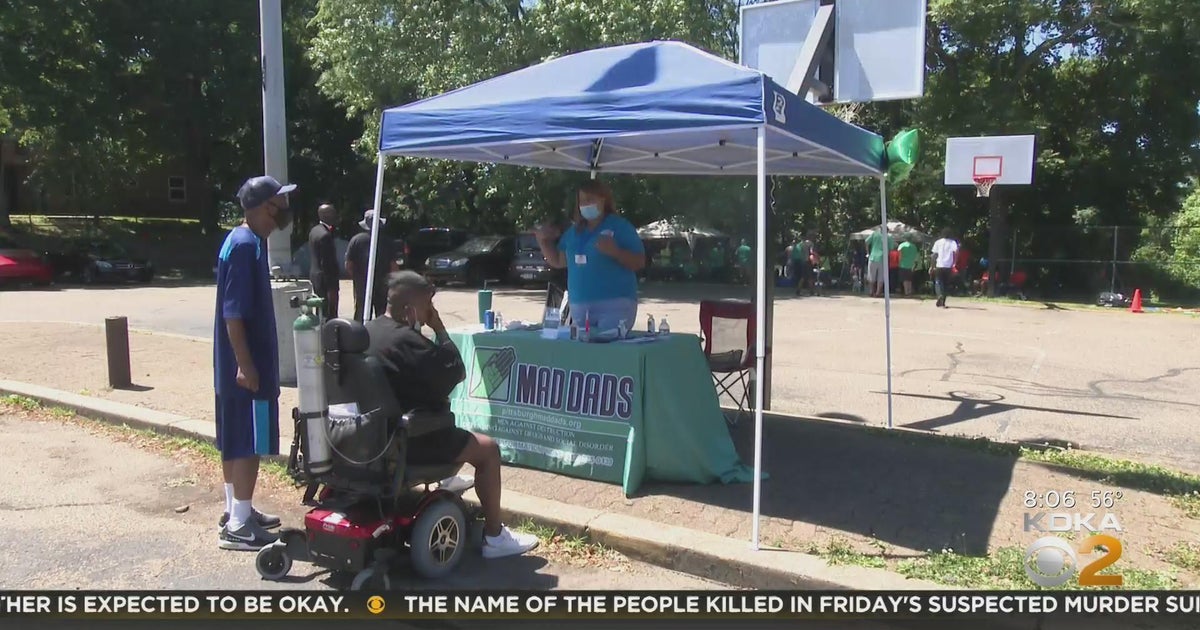 MAD DADS seeking to stop gun violence in Pittsburgh - CBS Pittsburgh