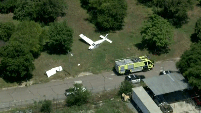 plane-crash.gif 