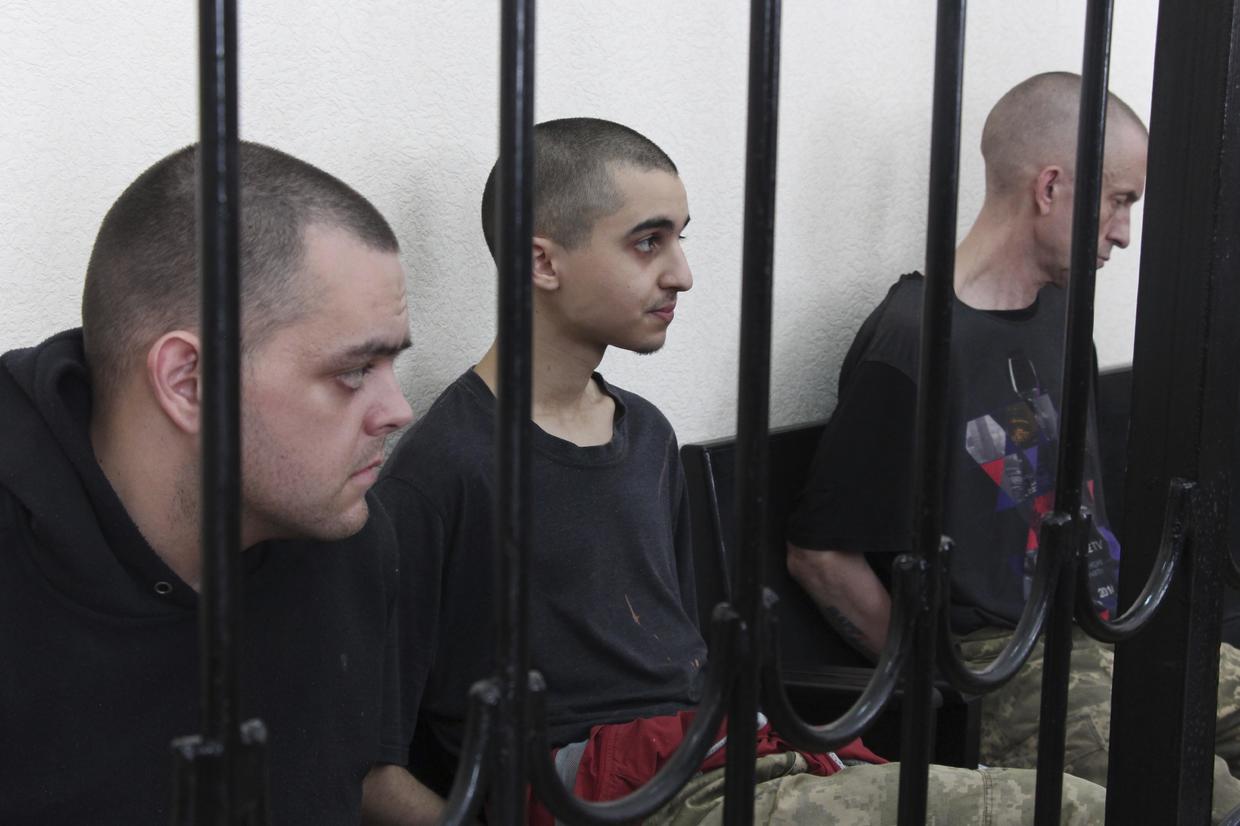 “russian Proxies” Sentence 2 Captured U K Volunteers To Death For