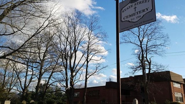 state-street-cemetery-hamden-connecticut.jpg 