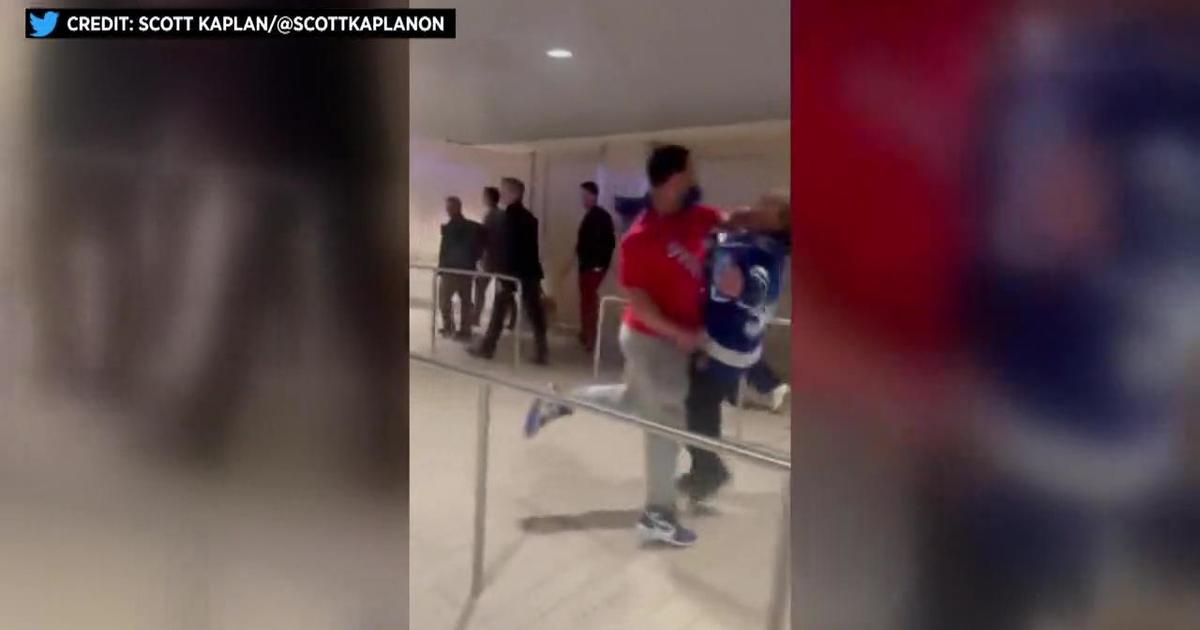 Fan takes vicious cheap shot after Rangers-Lightning (VIDEO)