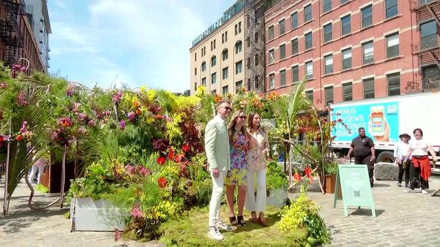 One million flowers took over the Meatpacking District in June 2022. 