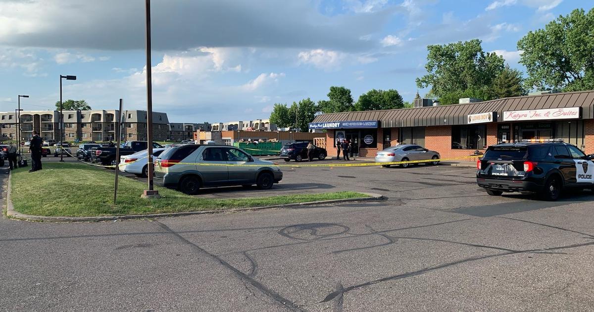 2 hurt after shooting at Brooklyn Park barber shop - CBS Minnesota