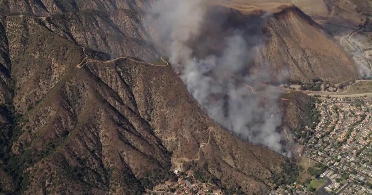 Fish Canyon Fire burning in Duarte - CBS Los Angeles