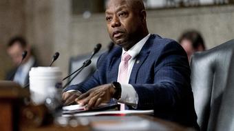 Sen. Tim Scott "not rushing to judgment" after FBI's Mar-a-Lago search 