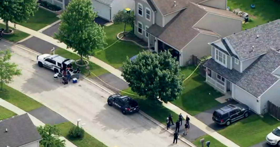 Three found dead in Round Lake Beach, homicide investigation underway CBS Chicago