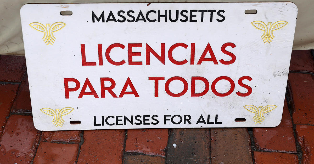 Despite new law, undocumented immigrants face issues getting driver's  licenses in Massachusetts