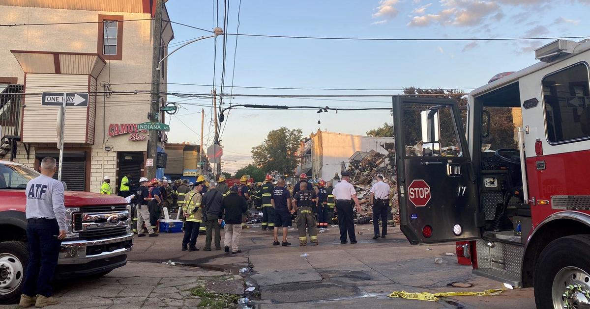Philadelphia firefighter killed in building collapse