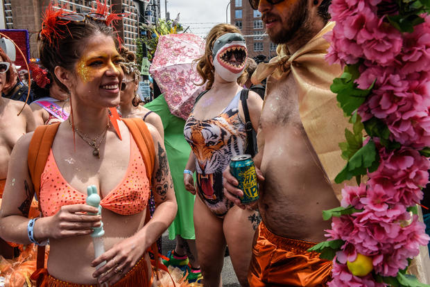 Annual Mermaid Parade Returns To Coney Island 