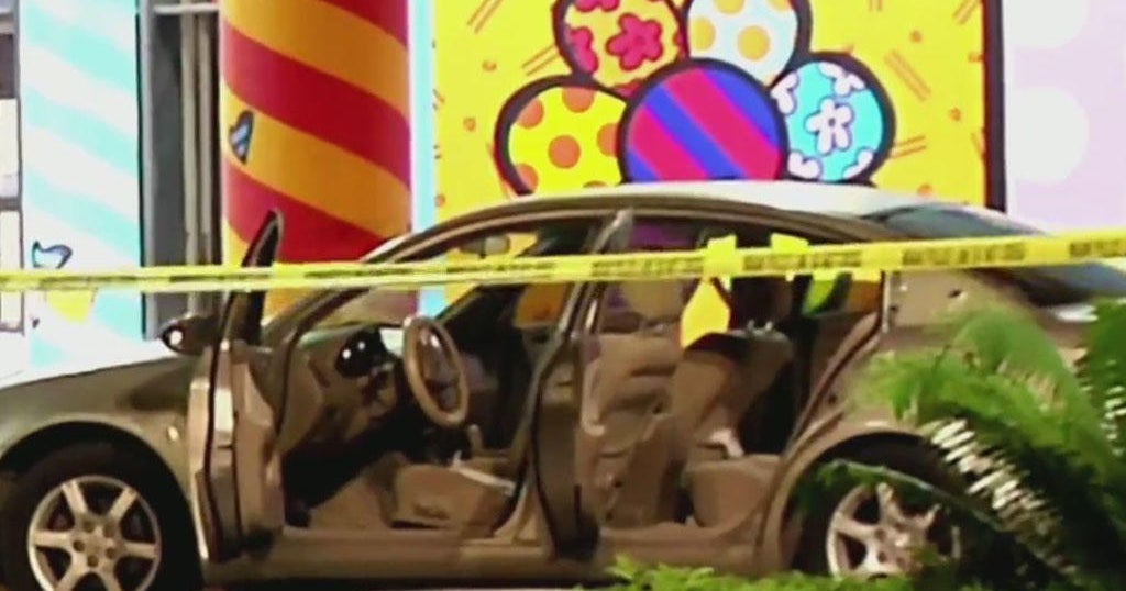 Miami drive-by shooting injured five people