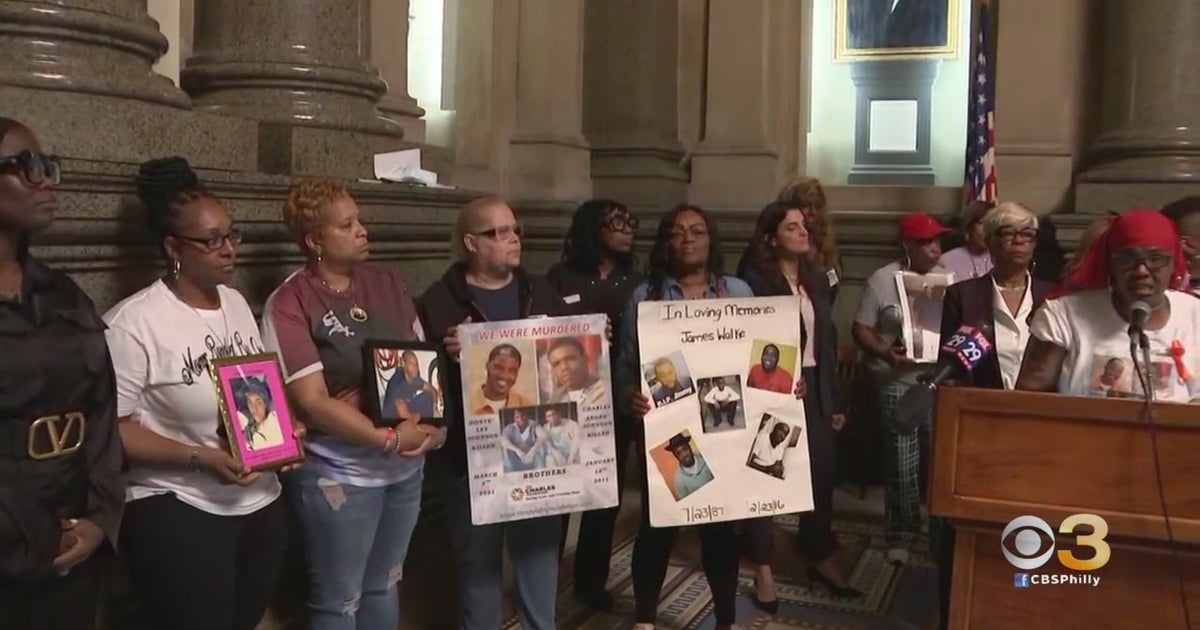 Mothers Fighting For Justice meet with Miami police about gun violence, unsolved murders Mothers Fighting For Justice meet with Miami police about gun violence, unsolved murders