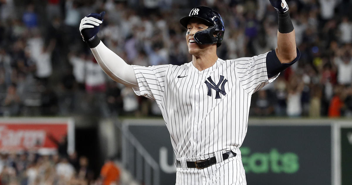 Yankees' Aaron Judge Invests in Tall Order Men's Sock Company – WWD