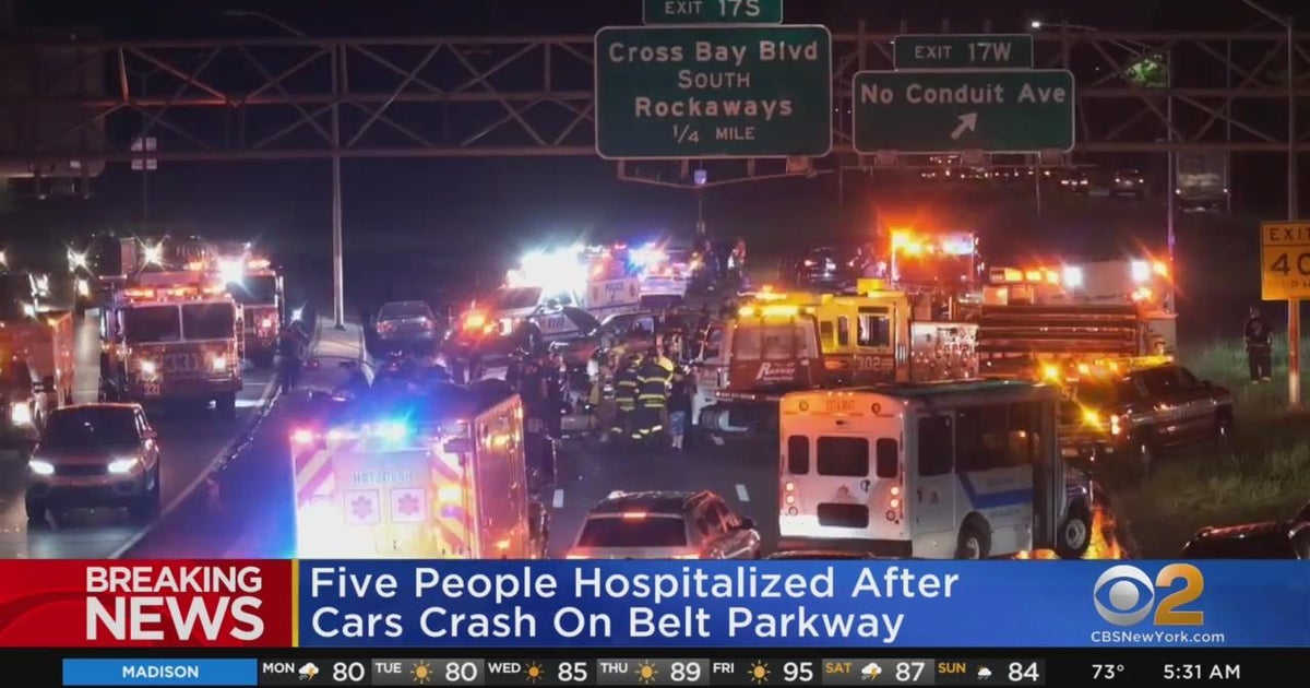 Belt Parkway closed in Queens after drivers suspected of racing crashed ...