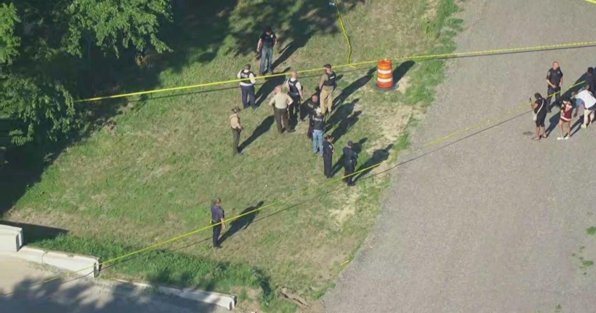 Police investigation under way at house in Kankakee - CBS Chicago