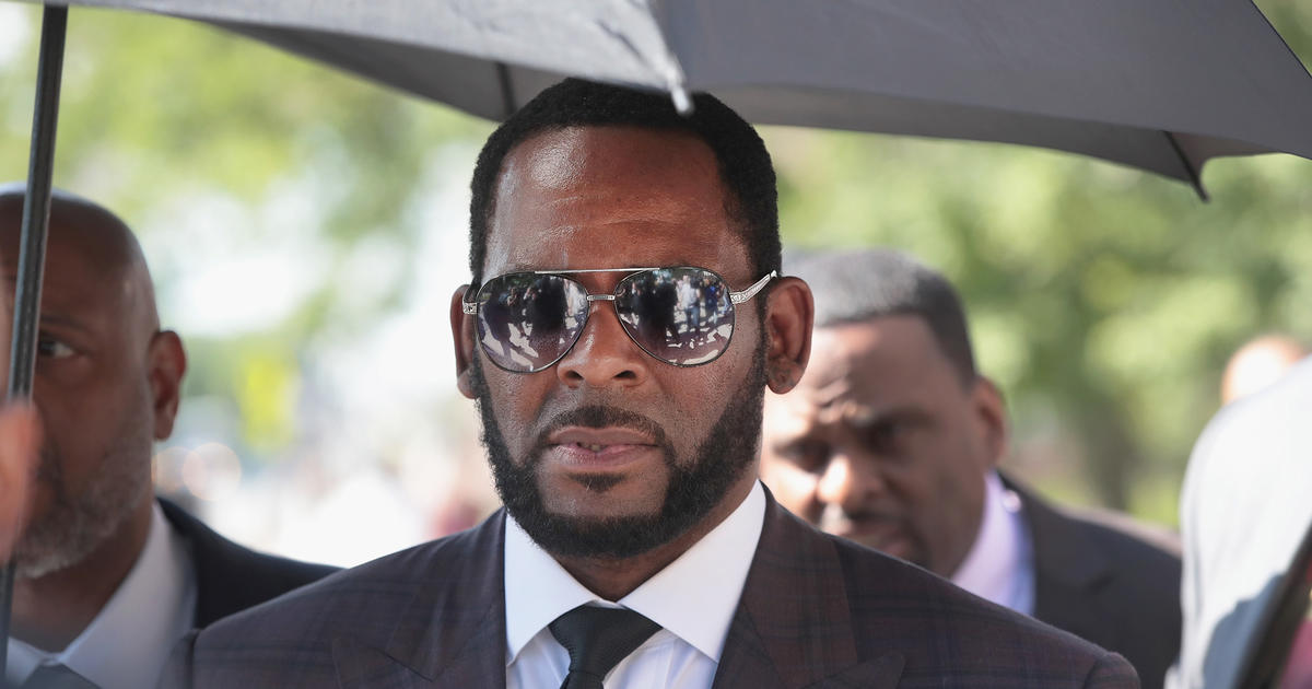 Federal judge to order R. Kelly to pay $300,000 to victim in sex crimes case to cover medical treatment