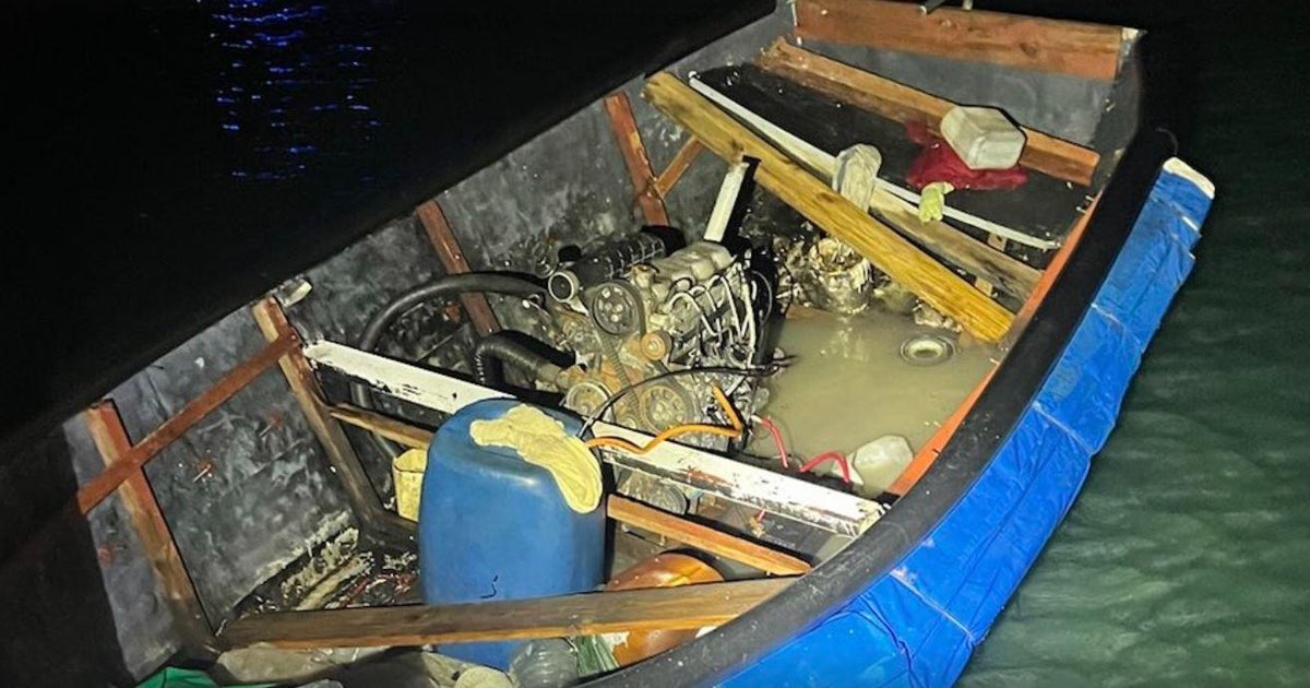 18 Cuban migrants make it to Key West on homemade vessel