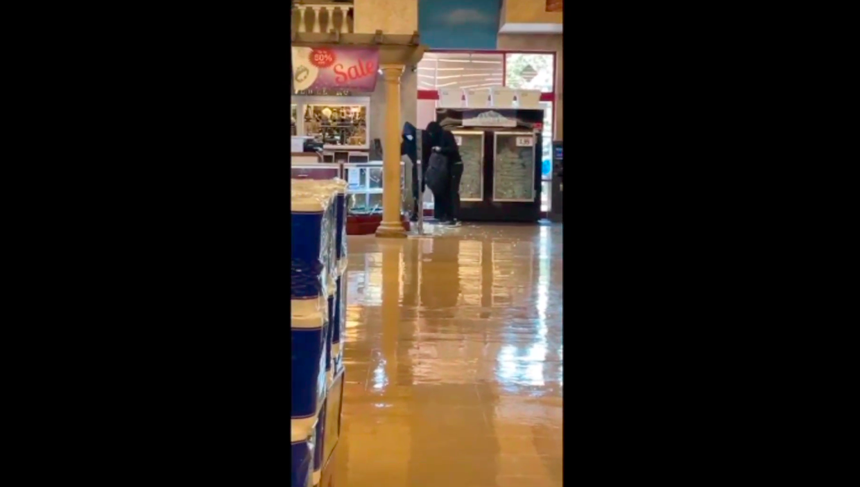 fontana-smash-and-grab.png 
