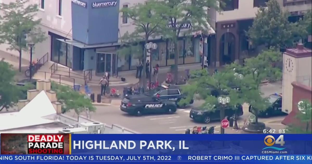 Person of interest in mass shooting at July 4th  parade in a Chicago suburb in custody