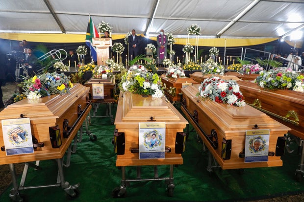 Funeral held for 21 teenagers who mysteriously died at nightclub in South Africa: 