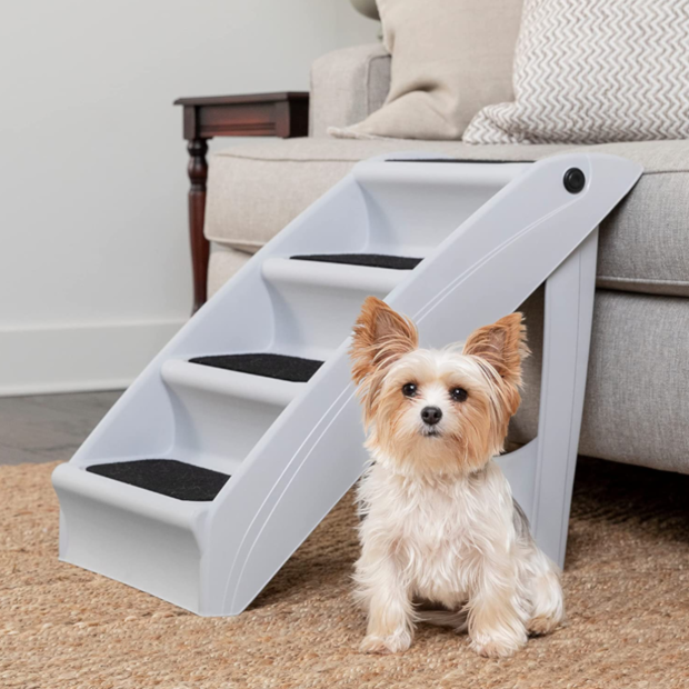 petsafe-cozyup-folding-dog-stairs.png 