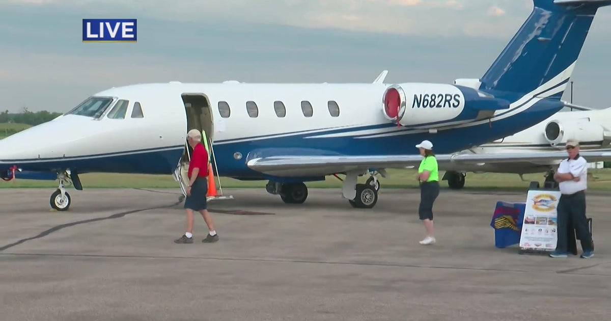Pancakes and planes at Lakeville's Airlake Airport CBS Minnesota