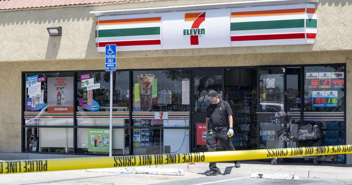 7-Eleven offers $100K reward in search of gunman who killed 2, injured 3 in string of robberies