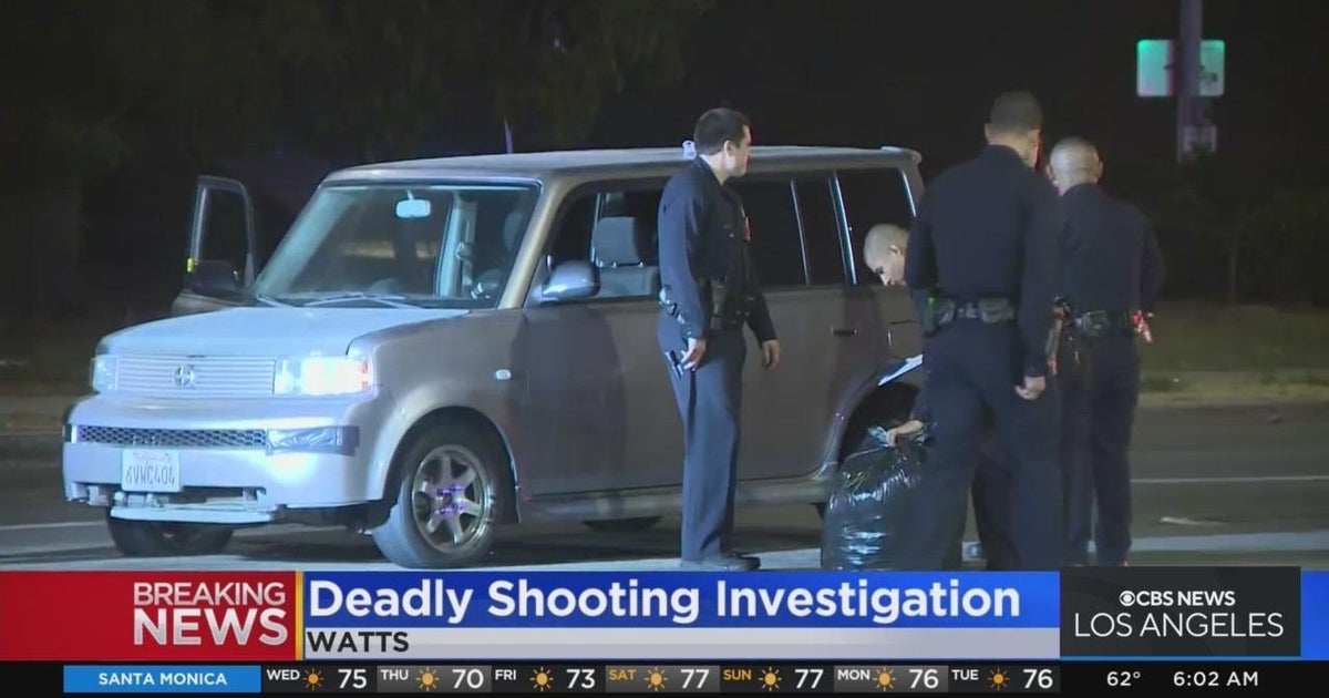 Man shot and killed in apparent car-to-car shooting in Watts; homicide