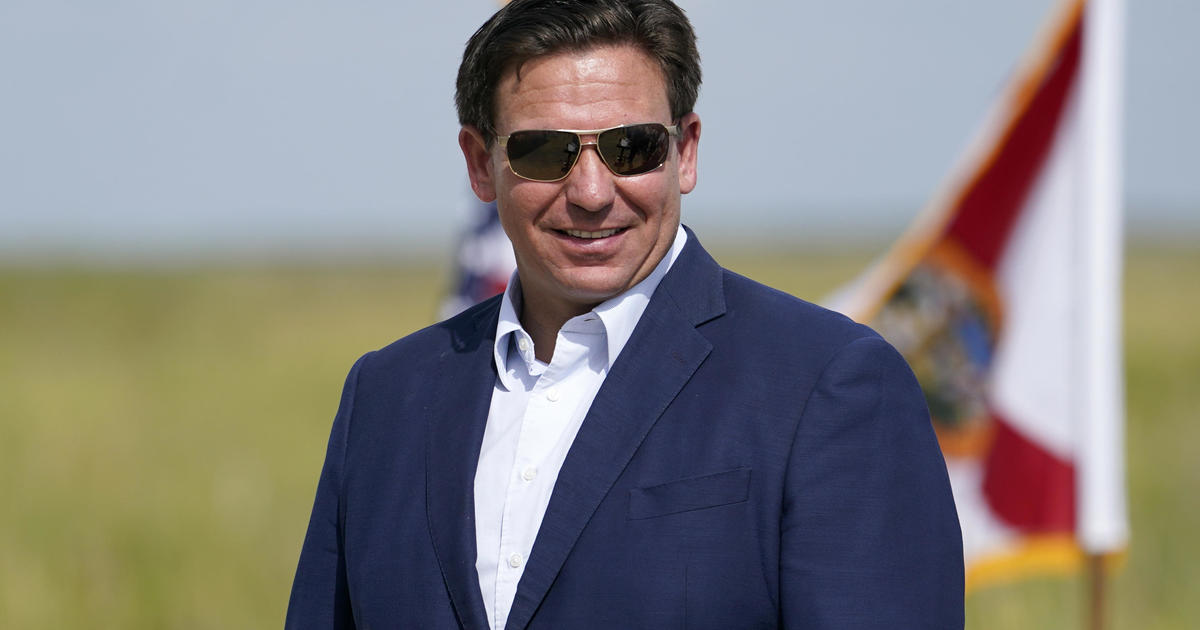DeSantis, eyeing 2024, holds Florida conference with key GOP governors and candidates