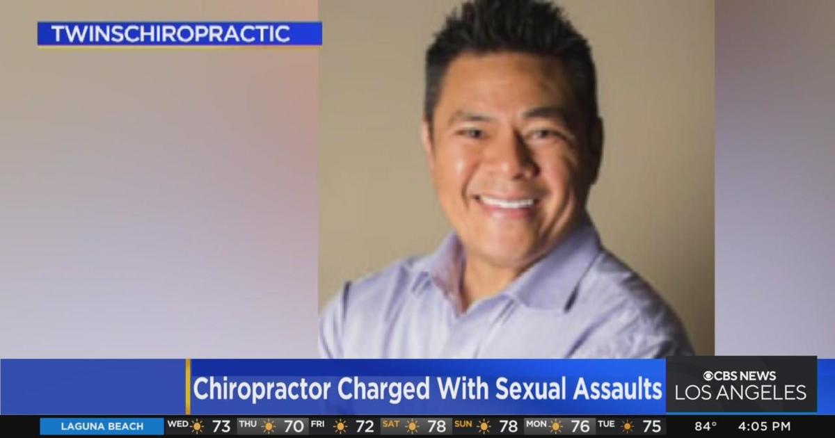 Chiropractor Charged With Sexually Assaulting 7 Female Patients While ...